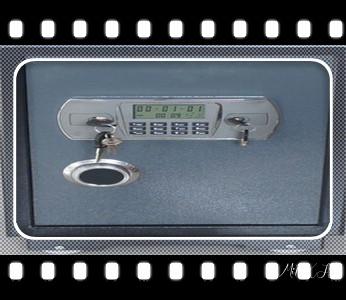 开修换玻璃门禁锁-保险柜开锁公司师傅电话-_防盗门-保险柜-汽车开锁修锁换锁公司师傅电话-