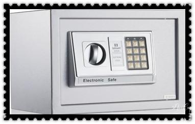 开修换保险箱柜锁密码锁-配汽车摩托车遥控芯片钥匙-_开锁公司师傅电话-专业开修换保险箱柜-防盗门-指纹锁-