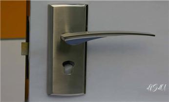 开锁公司电话-专业开汽车锁-附近24小时上门修锁换锁芯体-保险箱柜-电子智能门禁指纹密码锁安装开锁维修-配汽车防盗遥控芯片钥匙后备尾箱服务_开锁修锁换锁-专业开汽车锁-24小时上门修锁换锁芯体-保险箱柜-电子智能门禁指纹密码锁安装开锁维修-配汽车防盗遥控芯片钥匙后备箱附近服务公司电话