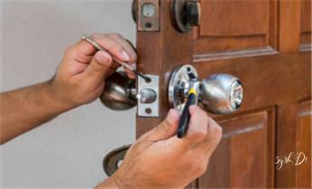 开锁公司电话-附近专业开汽车锁-24小时门修换锁芯体-保险箱柜-电子智能门禁指纹密码锁安装维修-配防盗遥控芯片钥匙开后备箱服务_开锁修锁换锁-专业开汽车锁-24小时上门修锁换锁芯体-保险箱柜-电子智能门禁指纹密码锁安装开锁维修-配汽车防盗遥控芯片钥匙后备箱附近服务公司电话