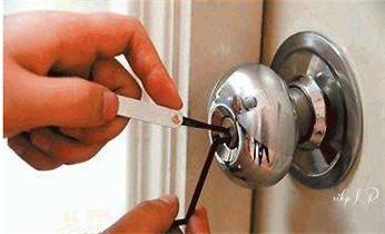 开锁公司电话-附近专业开汽车锁-24小时门修换锁芯体-保险箱柜-电子智能门禁指纹密码锁安装维修-配防盗遥控芯片钥匙开后备箱服务坡头湛江赤坎霞山麻章遂溪徐闻廉江雷州吴川