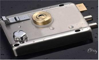 开锁公司电话-附近专业开汽车锁-24小时上门修换锁芯体-保险箱柜-电子智能门禁指纹密码锁安装维修-配防盗遥控芯片钥匙开后备箱救援服务高明佛山禅城南海顺德三水