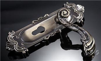 开锁公司电话-附近哪里有专业开汽车锁-24小时上门修换锁芯体-保险箱柜-电子智能门禁指纹密码锁安装维修-配防盗遥控芯片钥匙服务德庆肇庆端州鼎湖高要广宁怀集封开四会