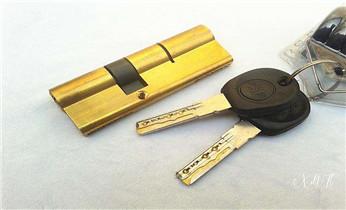 专业开汽车锁公司电话附近24小时上门修锁换锁芯体-保险箱柜-电子智能门禁指纹密码锁安装开锁维修-配汽车防盗遥控芯片钥匙救援服务_开锁公司电话-附近专业开汽车锁-24小时上门修换锁芯体-保险箱柜-电子智能门禁指纹密码锁安装维修-配防盗遥控芯片钥匙开后备箱救援服务