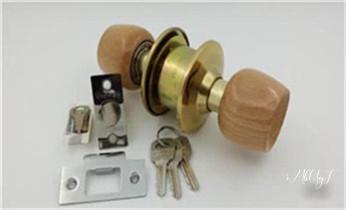 开锁公司电话-附近哪里有专业开汽车锁-24小时上门修换锁芯体-保险箱柜-电子智能门禁指纹密码锁安装维修-配防盗遥控芯片钥匙服务_开锁公司电话-附近哪里有专业开汽车锁-24小时上门修换锁芯体-保险箱柜-电子智能门禁指纹密码锁安装维修-配防盗遥控芯片钥匙服务