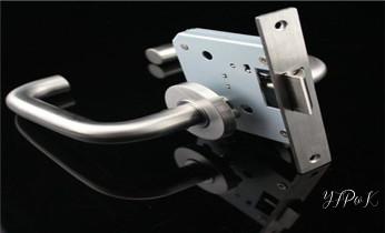 开锁公司电话-附近专业开汽车锁-24小时门修换锁芯体-保险箱柜-电子智能门禁指纹密码锁安装维修-配防盗遥控芯片钥匙开后备箱服务_专业开汽车锁公司电话附近24小时上门修锁换锁芯体-保险箱柜-电子智能门禁指纹密码锁安装开锁维修-配汽车防盗遥控芯片钥匙救援服务