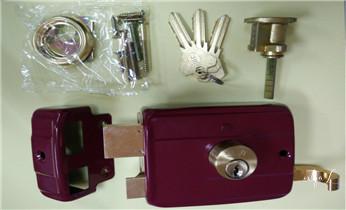 专业开汽车锁公司电话附近24小时上门修锁换锁芯体-保险箱柜-电子智能门禁指纹密码锁安装开锁维修-配汽车防盗遥控芯片钥匙救援服务_开锁公司电话-附近哪里有专业开汽车锁-24小时上门修换锁芯体-保险箱柜-电子智能门禁指纹密码锁安装维修-配防盗遥控芯片钥匙服务