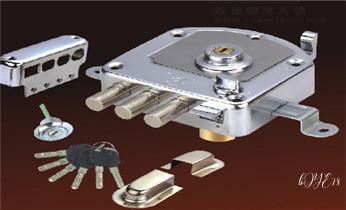 开锁公司电话-专业开汽车锁-附近24小时上门修锁换锁芯体-保险箱柜-电子智能门禁指纹密码锁安装开锁维修-配汽车防盗遥控芯片钥匙后备尾箱开锁救援服务_开锁修锁换锁-专业开汽车锁-24小时上门修锁换锁芯体-保险箱柜-电子智能门禁指纹密码锁安装开锁维修-配汽车防盗遥控芯片钥匙后备箱附近服务公司电话