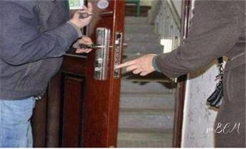 开锁公司电话-附近哪里有专业开汽车锁-24小时上门修换锁芯体-保险箱柜-电子智能门禁指纹密码锁安装维修-配防盗遥控芯片钥匙服务_开锁修锁换锁-专业开汽车锁-24小时上门修锁换锁芯体-保险箱柜-电子智能门禁指纹密码锁安装开锁维修-配汽车防盗遥控芯片钥匙后备箱附近服务公司电话