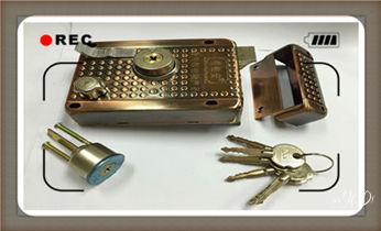 开锁修锁换锁-专业开汽车锁-24小时上门修锁换锁芯体-保险箱柜-电子智能门禁指纹密码锁安装开锁维修-配汽车防盗遥控芯片钥匙后备箱附近服务公司电话_开锁公司电话-附近哪里有专业开汽车锁-24小时上门修换锁芯体-保险箱柜-电子智能门禁指纹密码锁安装维修-配防盗遥控芯片钥匙服务