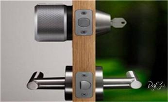 开锁修锁换锁-专业开汽车锁-24小时上门修锁换锁芯体-保险箱柜-电子智能门禁指纹密码锁安装开锁维修-配汽车防盗遥控芯片钥匙后备箱附近服务公司电话_开锁公司电话-附近专业开汽车锁-24小时上门修换锁芯体-保险箱柜-电子智能门禁指纹密码锁安装维修-配防盗遥控芯片钥匙开后备箱救援服务