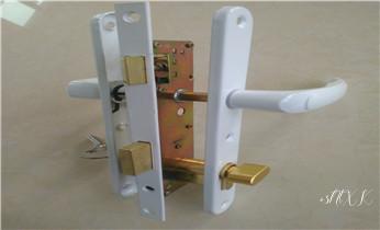 开锁公司电话-附近哪里有专业开汽车锁-24小时上门修换锁芯体-保险箱柜-电子智能门禁指纹密码锁安装维修-配防盗遥控芯片钥匙服务_专业开汽车锁公司电话附近24小时上门修锁换锁芯体-保险箱柜-电子智能门禁指纹密码锁安装开锁维修-配汽车防盗遥控芯片钥匙救援服务