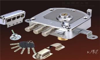 开锁公司电话-附近哪里有专业开汽车锁-24小时上门修换锁芯体-保险箱柜-电子智能门禁指纹密码锁安装维修-配防盗遥控芯片钥匙服务赤坎湛江霞山坡头麻章遂溪徐闻廉江雷州吴川