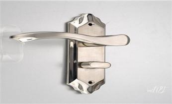 开锁公司电话-附近哪里有专业开汽车锁-24小时上门修换锁芯体-保险箱柜-电子智能门禁指纹密码锁安装维修-配防盗遥控芯片钥匙服务_开锁公司电话-专业开汽车锁-附近24小时上门修锁换锁芯体-保险箱柜-电子智能门禁指纹密码锁安装开锁维修-配汽车防盗遥控芯片钥匙后备尾箱开锁救援服务