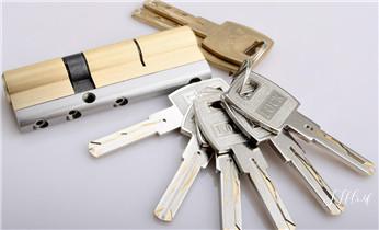 开锁修锁换锁-专业开汽车锁-24小时上门修锁换锁芯体-保险箱柜-电子智能门禁指纹密码锁安装开锁维修-配汽车防盗遥控芯片钥匙后备箱附近服务公司电话_开锁公司电话-附近专业开汽车锁-24小时门修换锁芯体-保险箱柜-电子智能门禁指纹密码锁安装维修-配防盗遥控芯片钥匙开后备箱服务