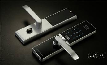 开锁公司电话-专业开汽车锁-附近24小时上门修锁换锁芯体-保险箱柜-电子智能门禁指纹密码锁安装开锁维修-配汽车防盗遥控芯片钥匙后备尾箱服务_开锁公司电话-附近哪里有专业开汽车锁-24小时上门修换锁芯体-保险箱柜-电子智能门禁指纹密码锁安装维修-配防盗遥控芯片钥匙服务