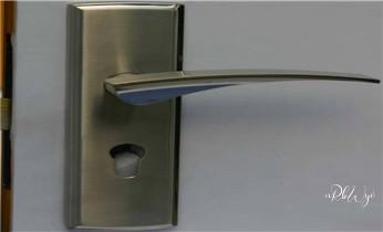 开锁公司电话-附近专业开汽车锁-24小时门修换锁芯体-保险箱柜-电子智能门禁指纹密码锁安装维修-配防盗遥控芯片钥匙开后备箱服务桐庐杭州上城下城江干拱墅西湖滨江萧山余杭富阳临安淳安