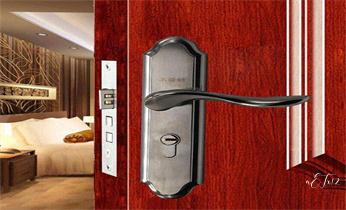 開鎖公司電話-附近哪裏有專業開汽車鎖-24小時上門修換鎖芯體-保險箱櫃-電子智能門禁指紋密碼鎖安裝維修-配防盜遙控芯片鑰匙服務九龍城區 深水埗 元朗 油尖旺 中西 西貢 灣仔 觀塘 屯門  東南北區 荃灣 葵青 大埔 黃大仙 