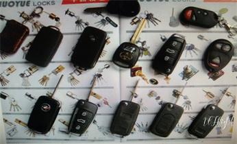 專業開汽車鎖公司電話附近24小時上門修鎖換鎖芯體-保險箱櫃-電子智能門禁指紋密碼鎖安裝開鎖維修-配汽車防盜遙控芯片鑰匙救援服務_開修換鎖-專業開汽車鎖-24小時上門修換鎖芯體-保險箱櫃-電子智能門禁指紋密碼鎖安裝維修-配汽車防盜遙控芯片鑰匙公司電話