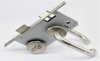 專業開汽車鎖-24小時上門開修換鎖芯體-保險箱櫃-電子智能門禁指紋密碼鎖安裝開鎖維修-配汽車防盜遙控芯片鑰匙後備箱附近服務公司電話_專業開汽車鎖公司電話附近24小時上門修鎖換鎖芯體-保險箱櫃-電子智能門禁指紋密碼鎖安裝開鎖維修-配汽車防盜遙控芯片鑰匙救援服務 專業開汽車鎖-24小時上門開修換鎖芯體-保險箱櫃-電子智能門禁指紋密碼鎖安裝開鎖維修-配汽車防盜遙控芯片鑰匙後備箱附近服務公司電話_專業開汽車鎖公司電話附近24小時上門修鎖換鎖芯體-保險箱櫃-電子智能門禁指紋密碼鎖安裝開鎖維修-配汽車防盜遙控芯片鑰匙救援服務