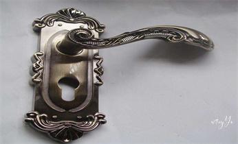 專業開汽車鎖公司電話附近24小時上門修鎖換鎖芯體-保險箱櫃-電子智能門禁指紋密碼鎖安裝開鎖維修-配汽車防盜遙控芯片鑰匙救援服務_專業開汽車鎖-24小時上門開修換鎖芯體-保險箱櫃-電子智能門禁指紋密碼鎖安裝開鎖維修-配汽車防盜遙控芯片鑰匙後備箱附近服務公司電話 專業開汽車鎖公司電話附近24小時上門修鎖換鎖芯體-保險箱櫃-電子智能門禁指紋密碼鎖安裝開鎖維修-配汽車防盜遙控芯片鑰匙救援服務_專業開汽車鎖-24小時上門開修換鎖芯體-保險箱櫃-電子智能門禁指紋密碼鎖安裝開鎖維修-配汽車防盜遙控芯片鑰匙後備箱附近服務公司電話