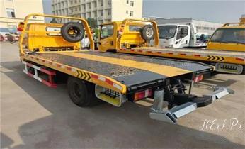 高速公路道路快速24小时拖车救援服务就附近公司热线电话-汽车搭电/补胎/吊车/脱困/维修/送油水/运输/开锁配钥匙-焉耆库尔勒轮台尉犁若羌且末和静和硕博湖
